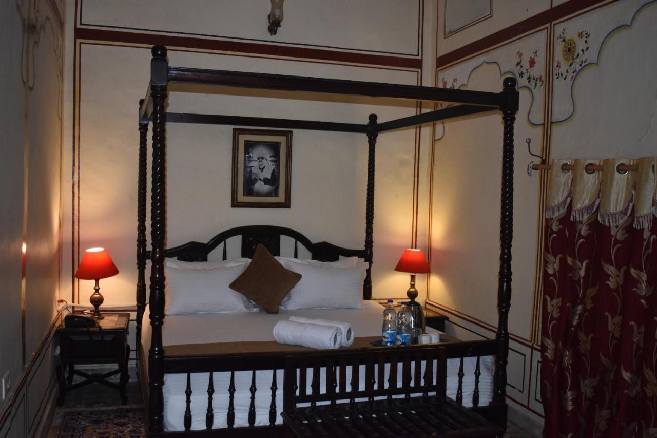 เดอะ โกนาร์ค นาวาล สาครพาเลซ Hotel บุนดิ ภายนอก รูปภาพ