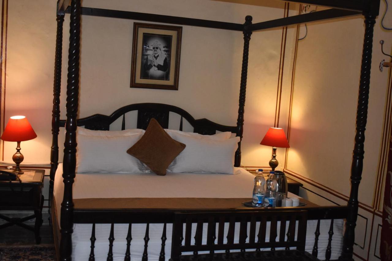 เดอะ โกนาร์ค นาวาล สาครพาเลซ Hotel บุนดิ ภายนอก รูปภาพ